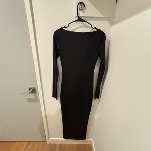 Entire studios dress. Black . Excellent